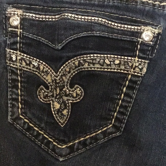 Rock Revival Vivian Easy Straight Jeans - Picture 4 of 8